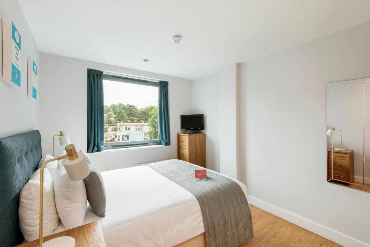 Hq Aparthotel Farnborough Farnborough  Esterno foto