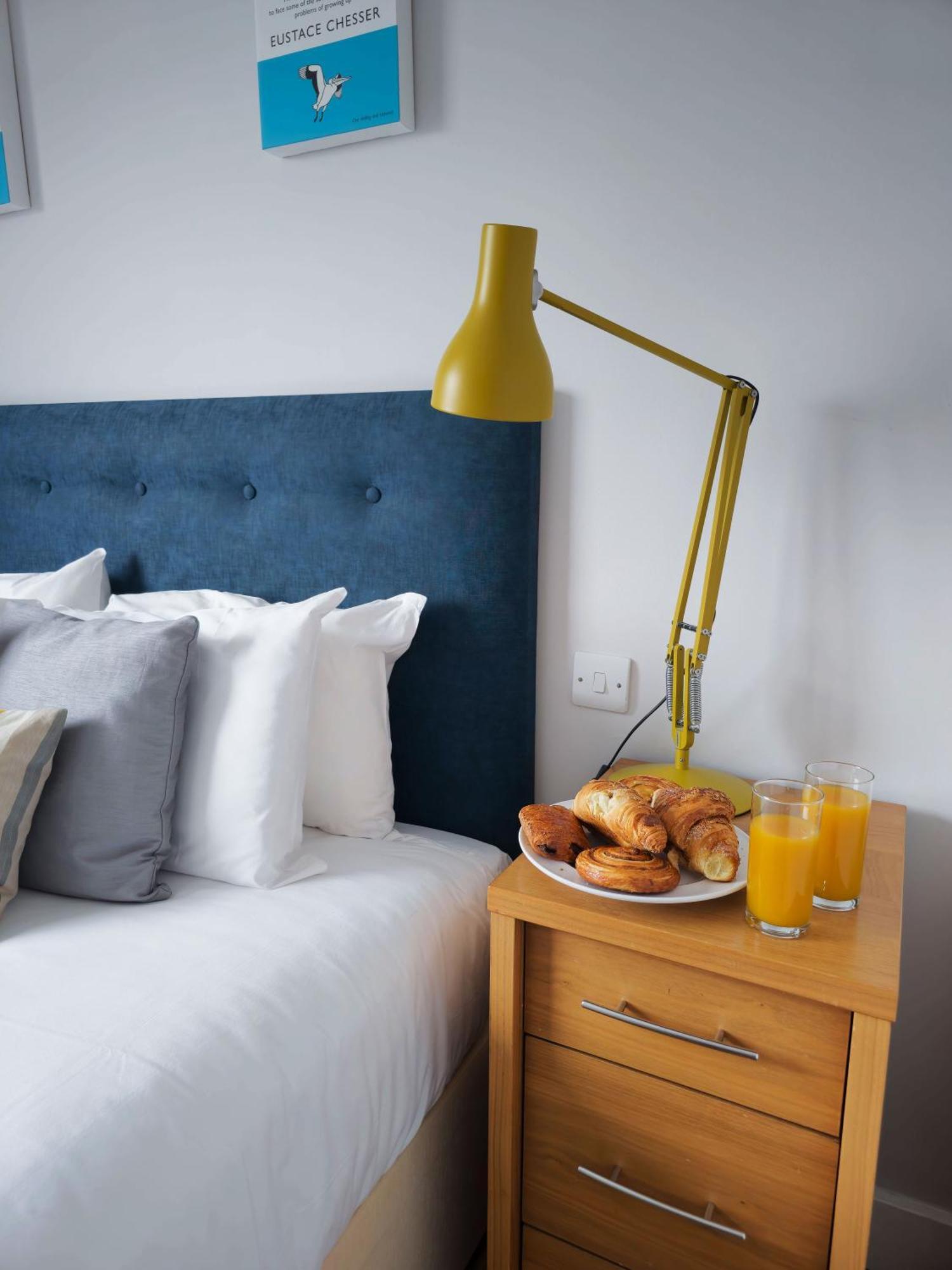 Hq Aparthotel Farnborough Farnborough  Esterno foto
